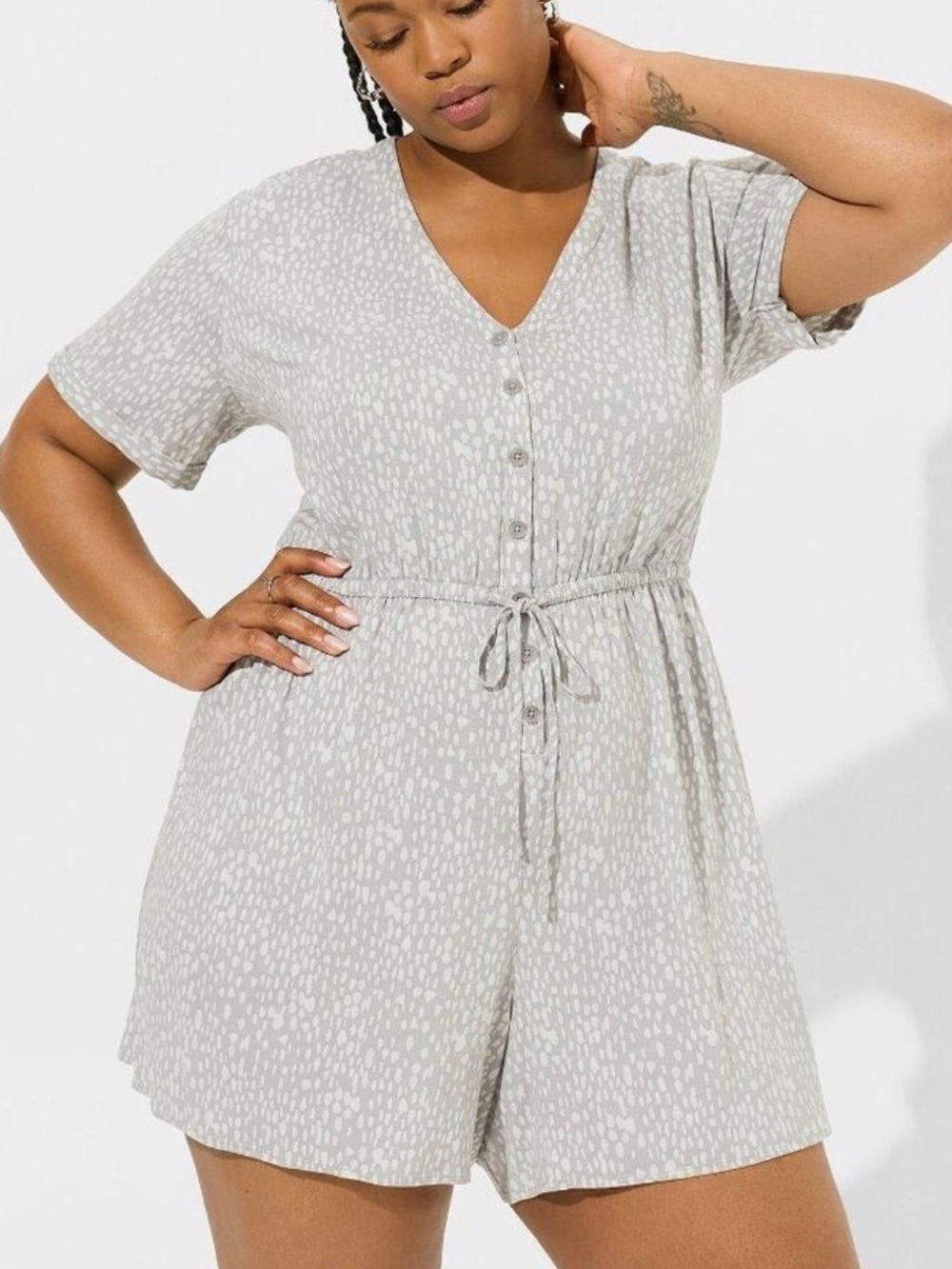 Torrid Grey Watercolor Raindrops Button Front Romper 3X NWT 41735270